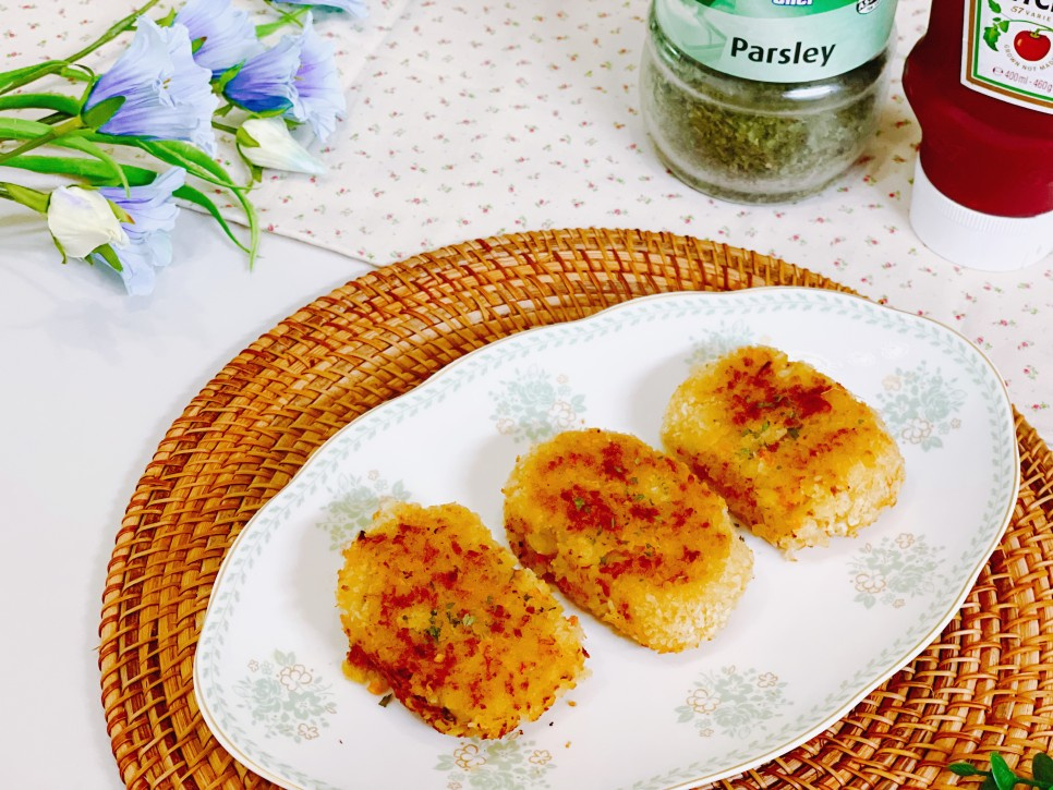 Air Fryer Crab Cakes - Restaurant-Quality Seafood